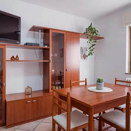 Lejlighed With Terrace - & Bellagio Nearby *